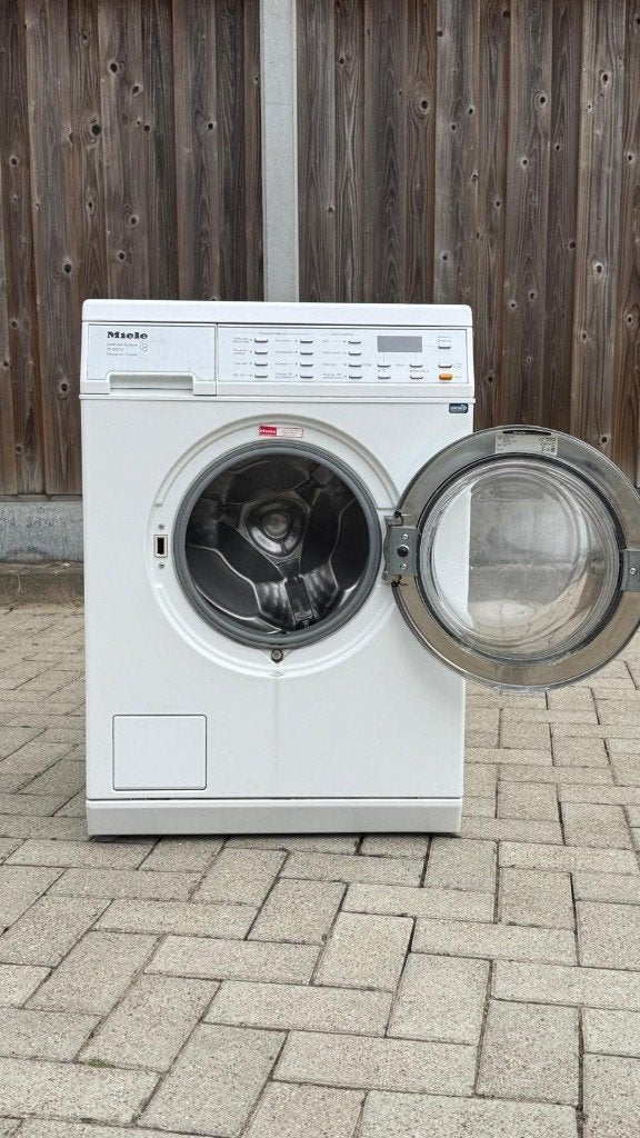 Miele Wasmachine, 6 tot 8 kg, Ophalen of Verzenden, Zo goed als nieuw, 85 tot 90 cm
