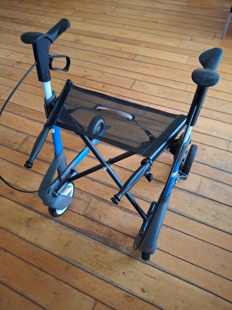 2 rollators aangeboden, Ophalen of Verzenden, Zo goed als nieuw