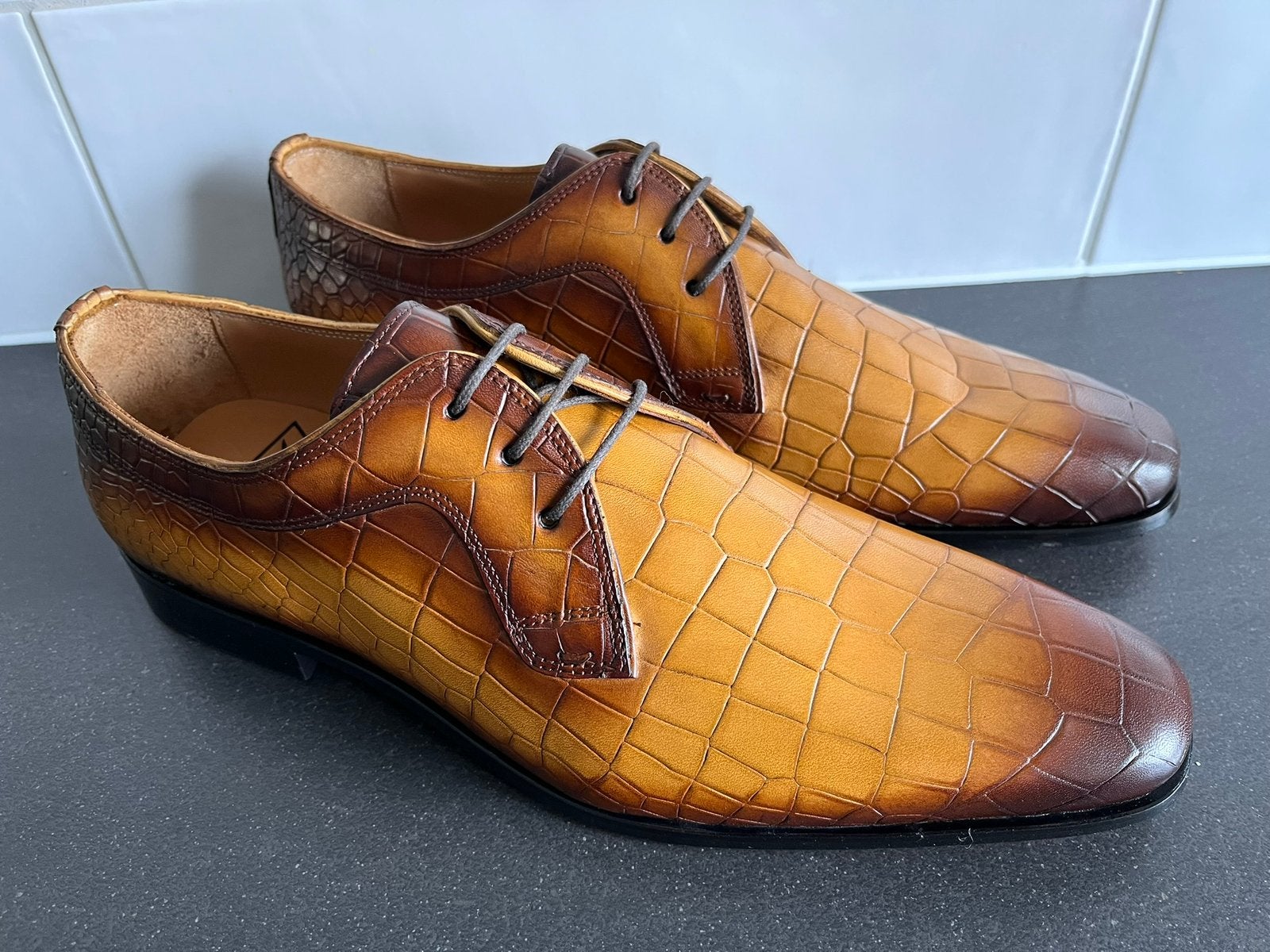 Handpainted herenschoenenen maat 43 nieuw in doos, Overige kleuren, Handpainted, Handpainted, Nieuw