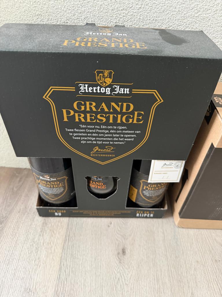 Hertog Jan Grand Prestige set, Ophalen of Verzenden, Zo goed als nieuw, Flesje(s), Hertog Jan