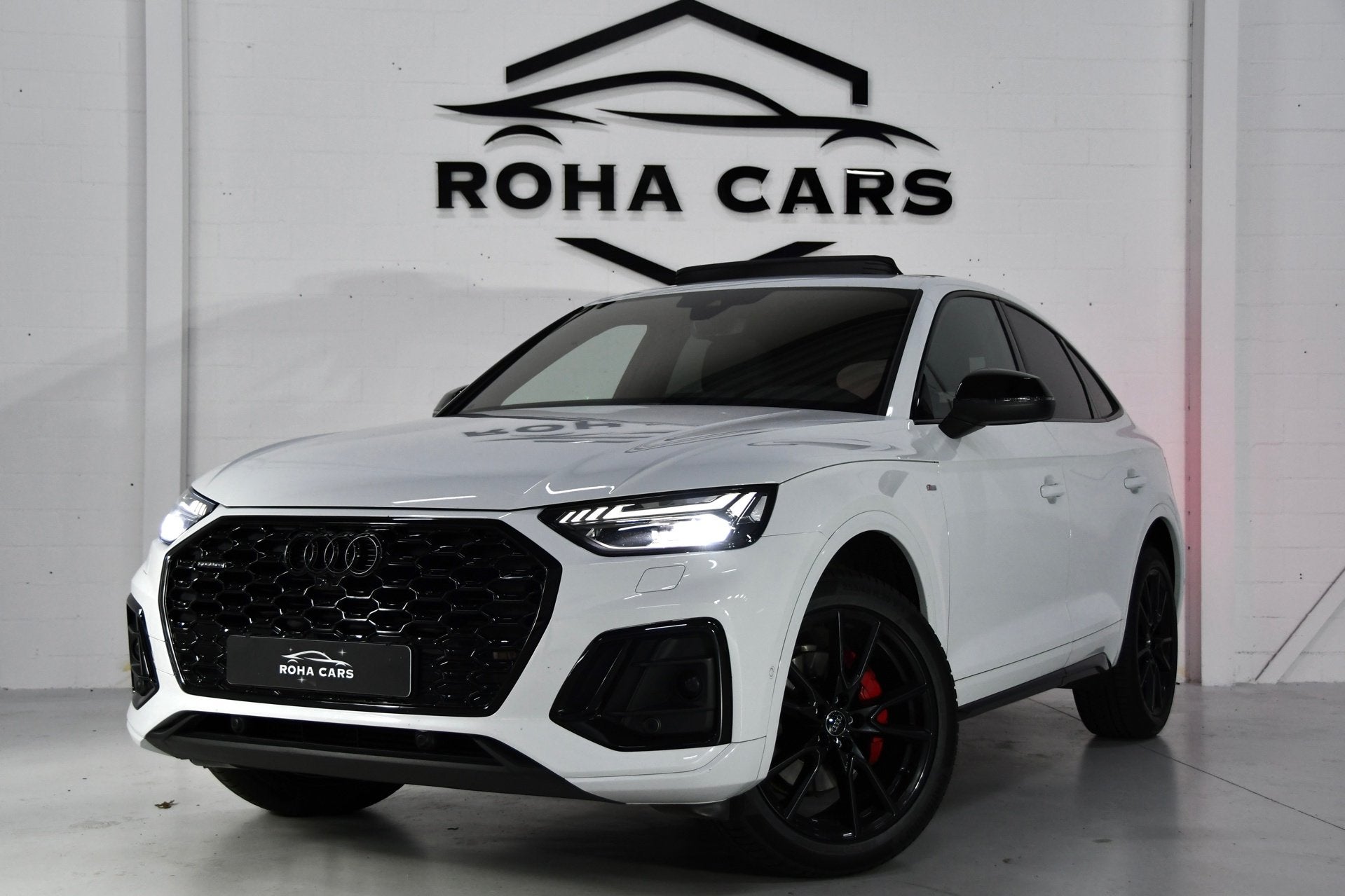 Audi Q5 Competition 45TFSI 3X S-Line Pano Matrix camera Blin, Automaat, Gebruikt, 4 cilinders, Alcantara