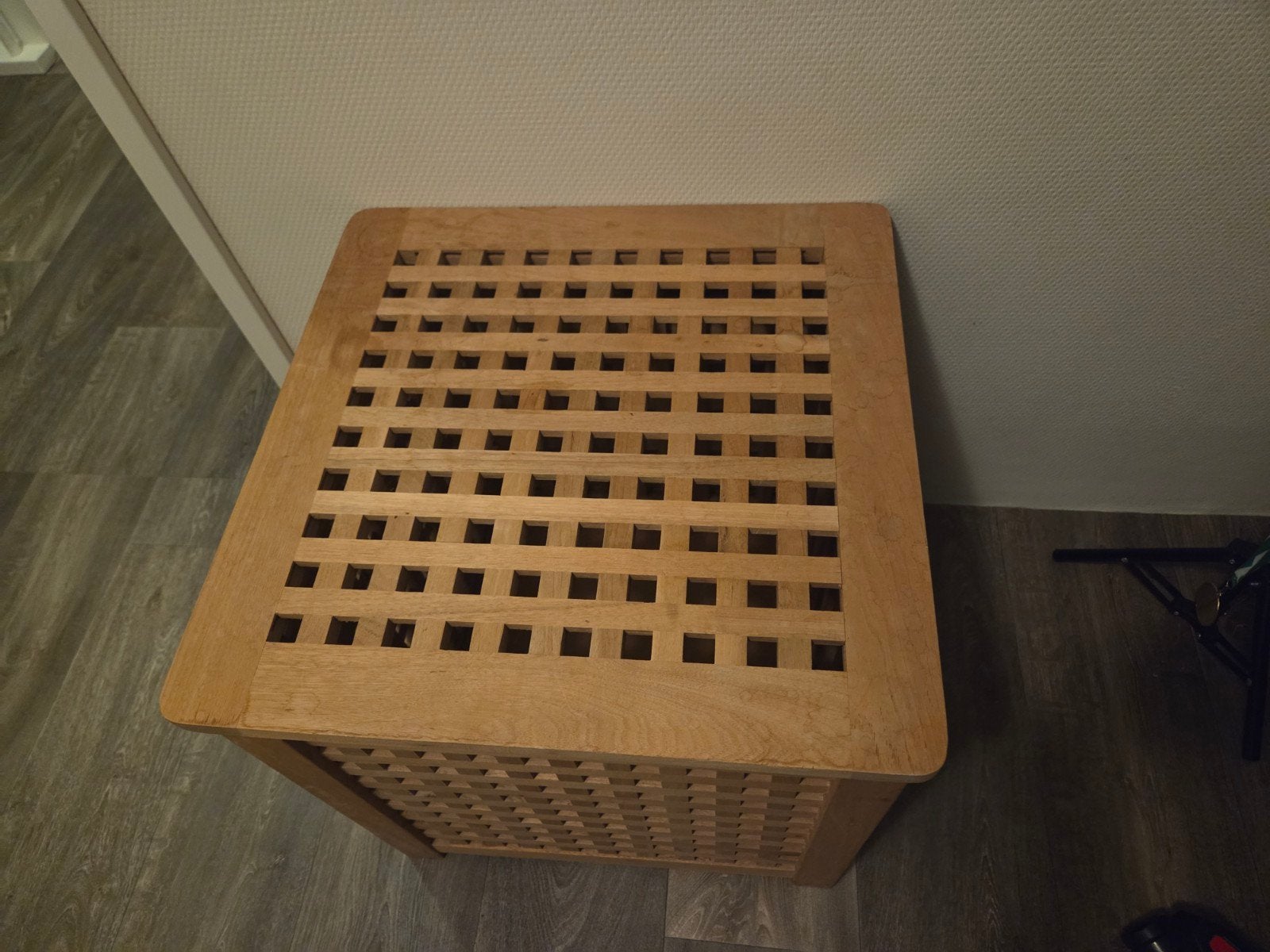 Ikea Houten vierkante bijzettafel/opbergkubus, Ophalen, Minder dan 45 cm, Minder dan 55 cm, Gebruikt