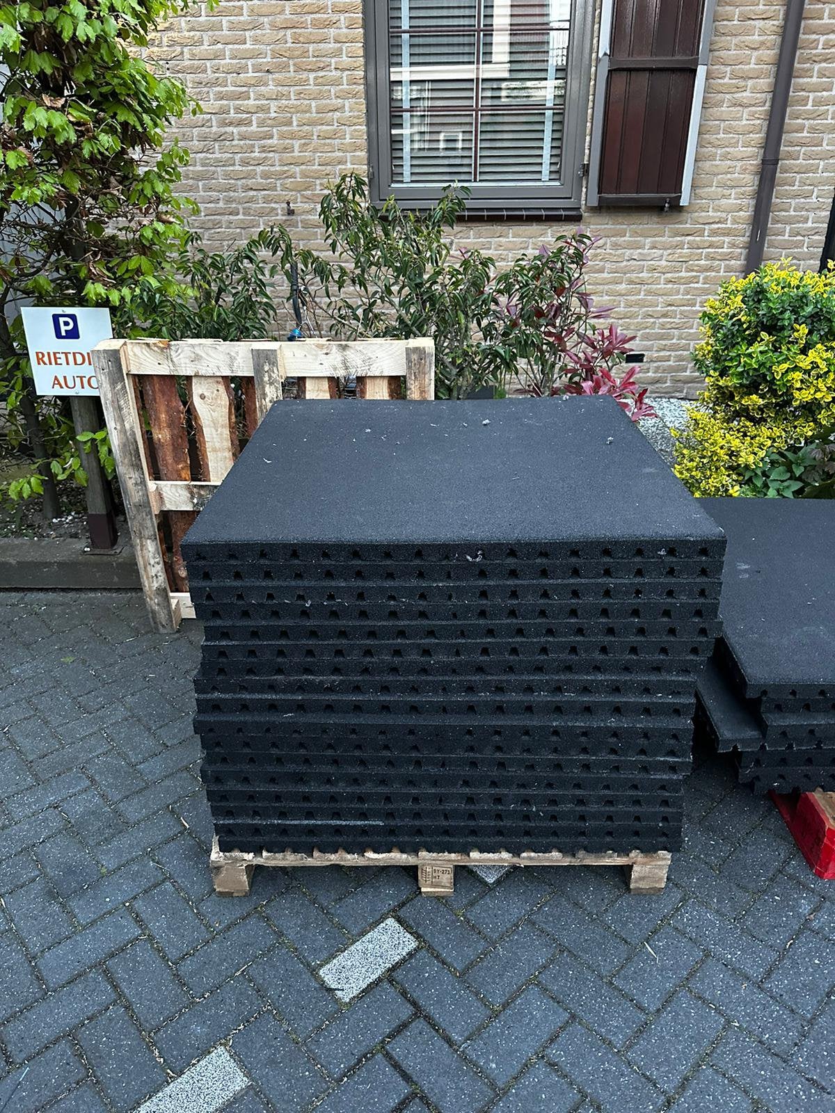 Rubberen ( stal ) mat matten  vloer tegels 1 x 1 x 4 cm, Dieren en Toebehoren, Rubberen matten, 4 cm dik, 1 x 1 m, Weidegang