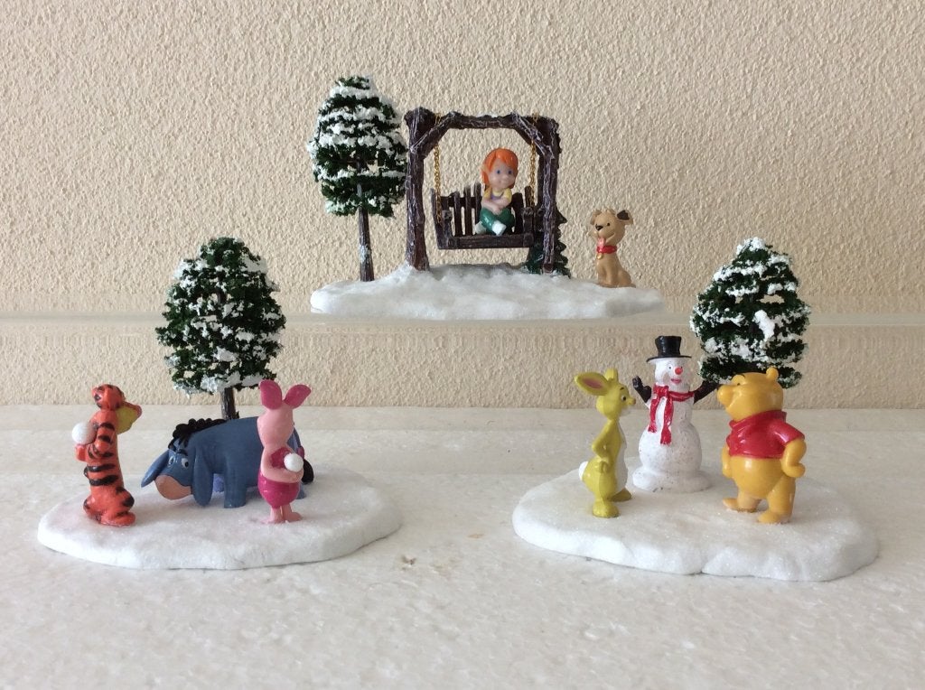 Disney winnie de poeh - beeldjes - kerstdorp - los of  set, Ophalen of Verzenden, Winnie de Poeh of vrienden, Zo goed als nieuw