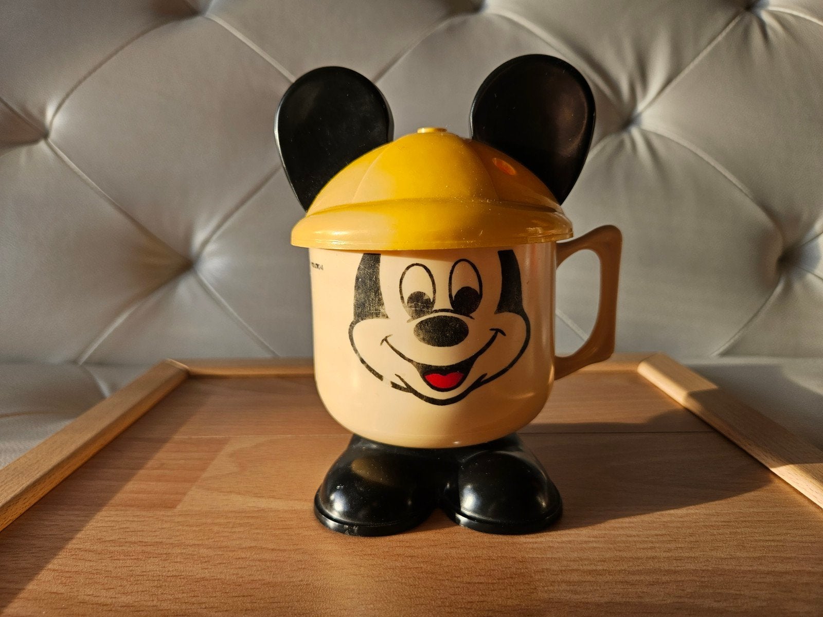 Vintage Mickey Mouse plastic mok met deksel, Ophalen of Verzenden, Mickey Mouse, Gebruikt, Overige typen