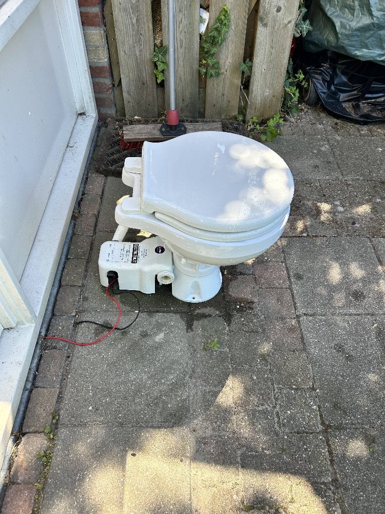 Electrisch toilet 12V Allpa, Ophalen, Zo goed als nieuw, Kombuis en Sanitair