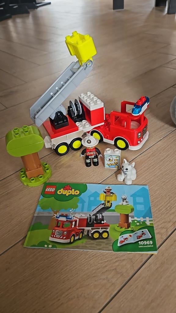 Lego Duplo Brandweerwagen met brandweerman en kat, Ophalen, Compleet, City, Zo goed als nieuw