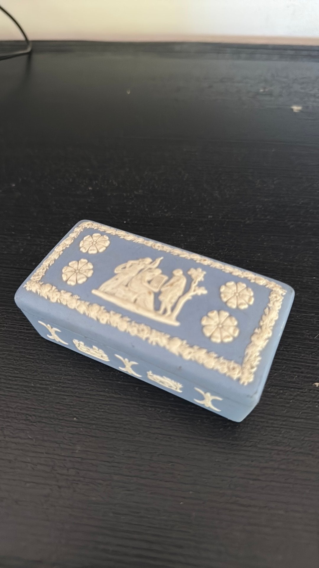 porseleinen bakje bewerkt 8 cm, Ophalen of Verzenden