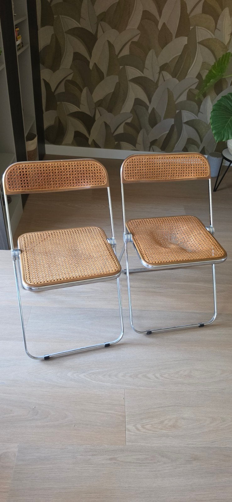 Set van 2 Castelli Plia stoelen - Gebruikt, Huis en Inrichting, Ophalen, Gebruikt, Twee, Bruin