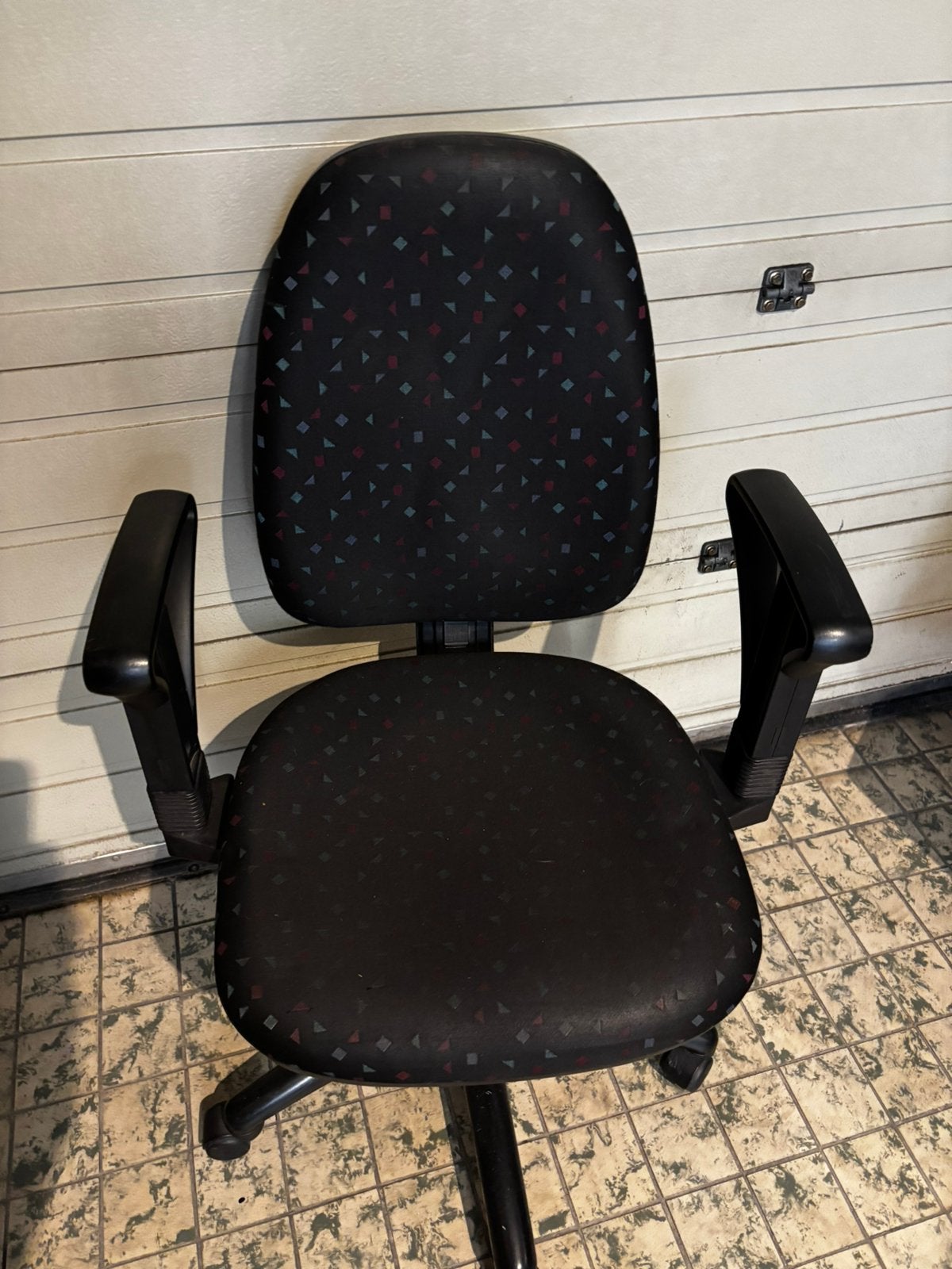 Gratis af te halen,  2 gebruikte bureaustoelen, Ophalen