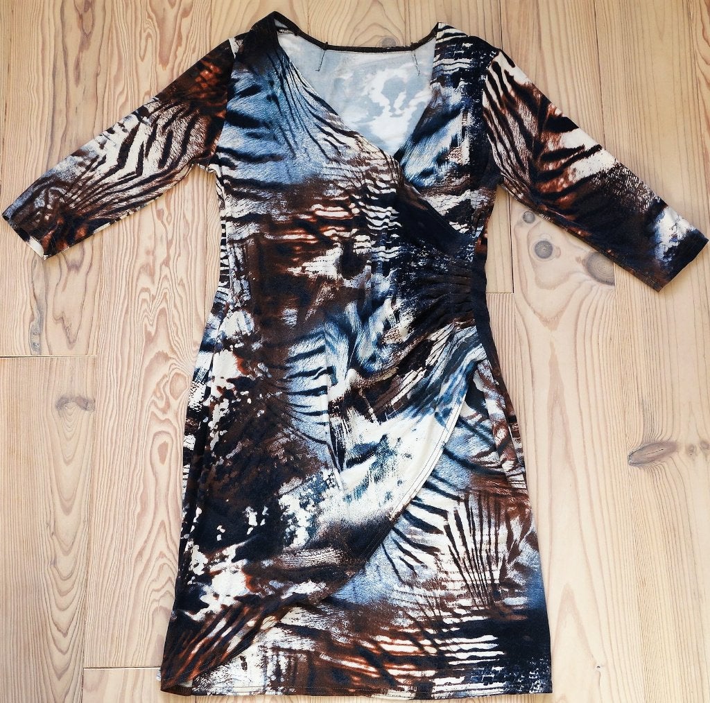 jurk met leuke (panter/zebra) print, Kleding | Dames, Jurken, Zo goed als nieuw, Maat 38/40 (M), Overige kleuren, Boven de knie
