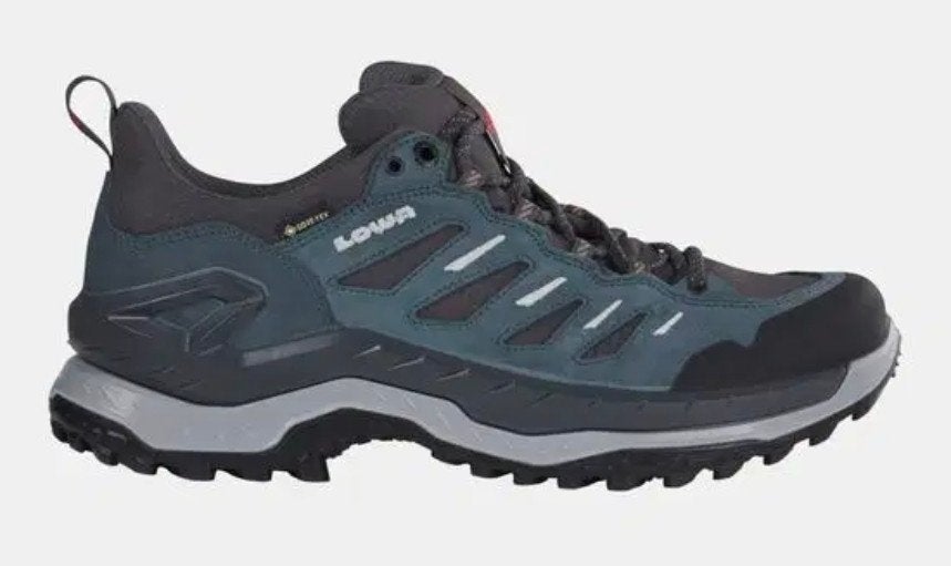 Lowa wandelschoenen maat 44.5 en 45, Blauw, Nieuw, Ophalen of Verzenden, Wandelschoenen of Bergschoenen
