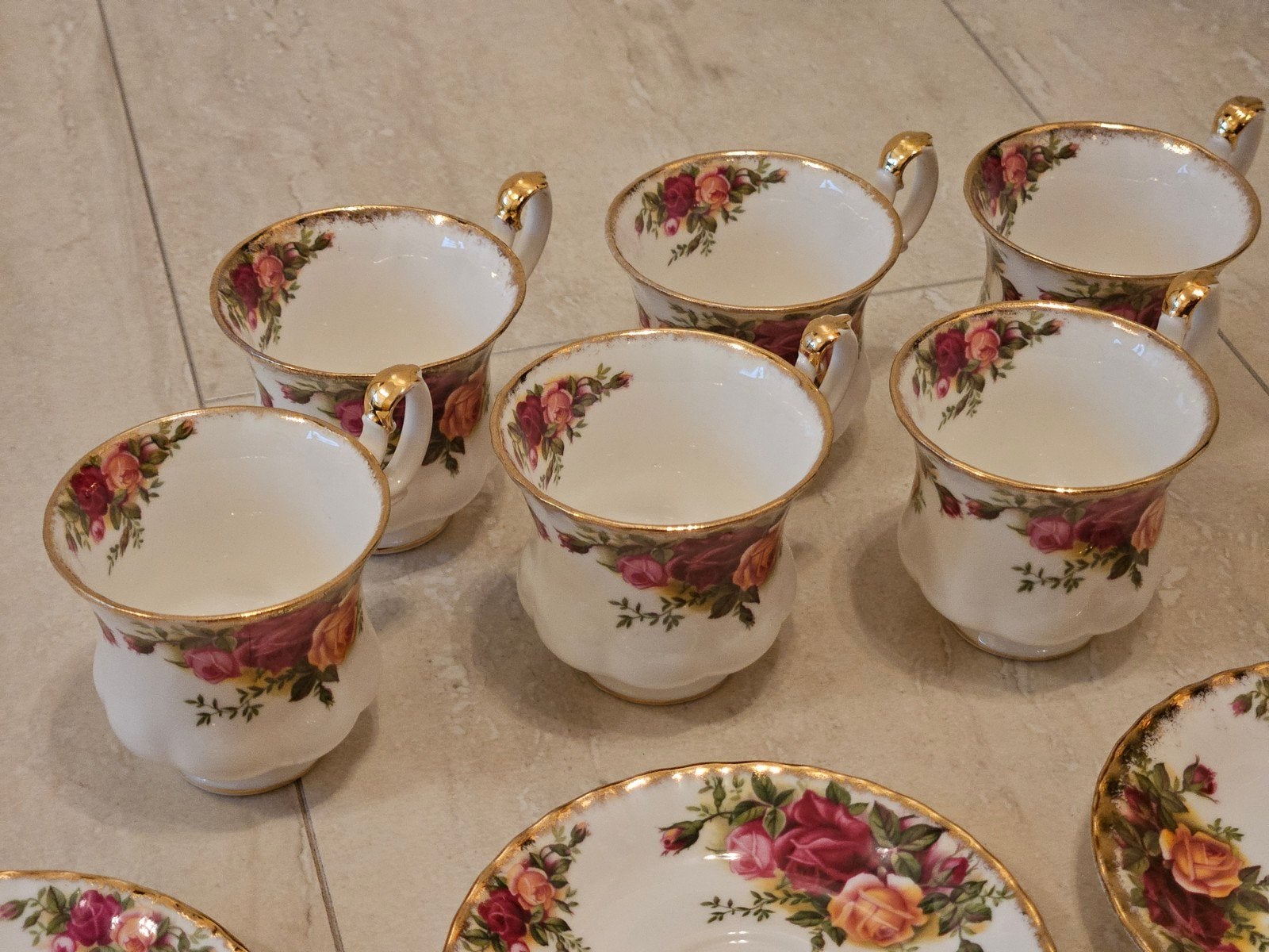 dames kop en schotels Royal Albert Old Country Roses, Ophalen
