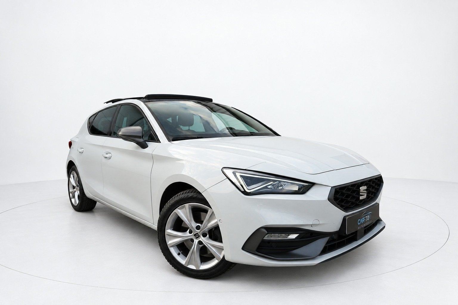 Seat Leon 1.4 TSI eHybrid PHEV FR PANO VIRTUAL SFEER CAM, Auto's, Dealer onderhouden, Stof, Gebruikt, Leon