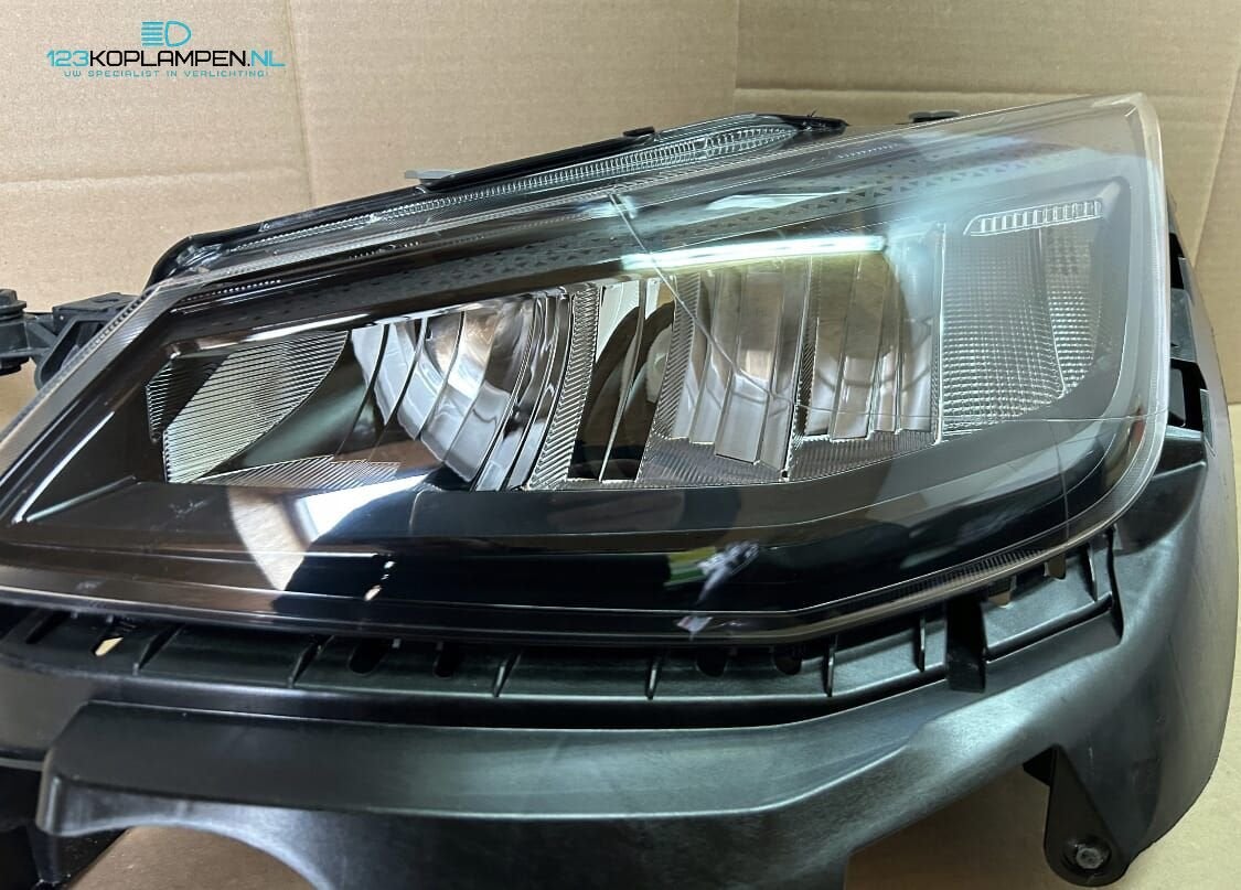 Seat Ibiza Arona Facelift Full led koplamp links, Gebruikt, -, -, Ophalen of Verzenden