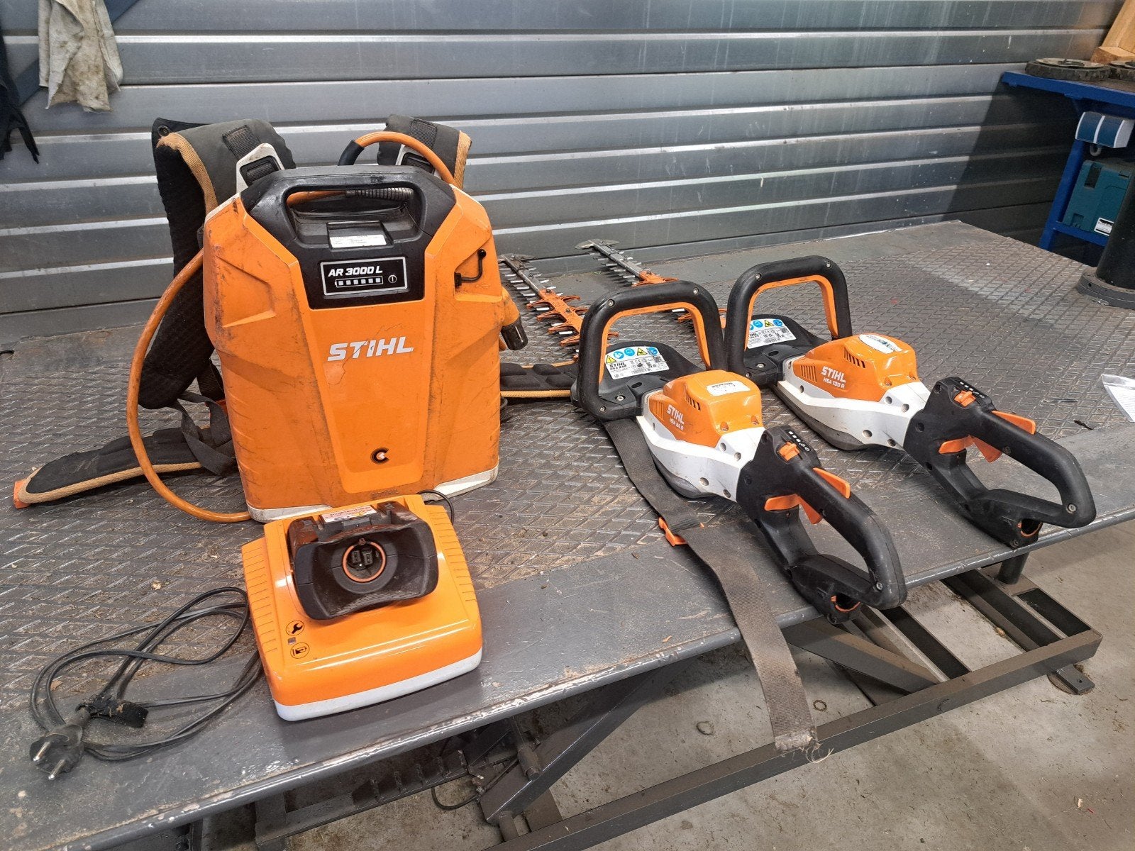 STIHL ACCU SET, HEGGENSCHAREN, Ophalen of Verzenden, Elektromotor, 1800 rpm of meer