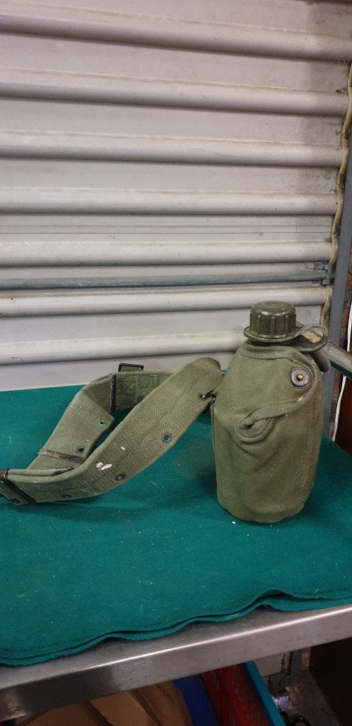 Vintage veldfles met riem millitaire, Ophalen of Verzenden
