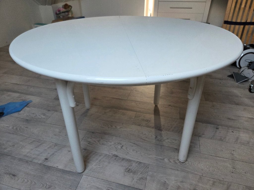 witte, rond eettafel 110 gratis, Ophalen, Gebruikt, Rond, Vier personen