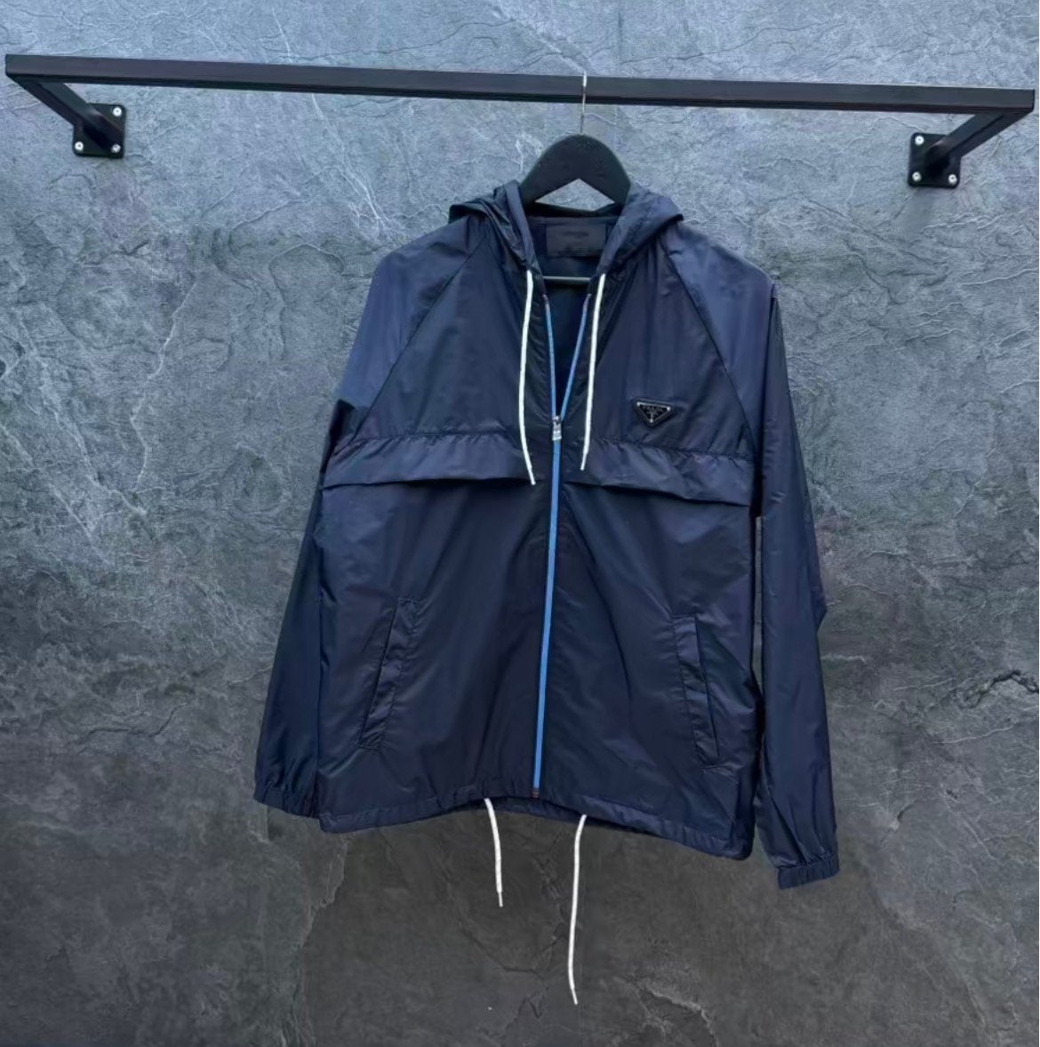 Prada Zomerjas, Kleding | Heren, Jassen | Zomer, Ophalen of Verzenden, Zo goed als nieuw, Zwart
