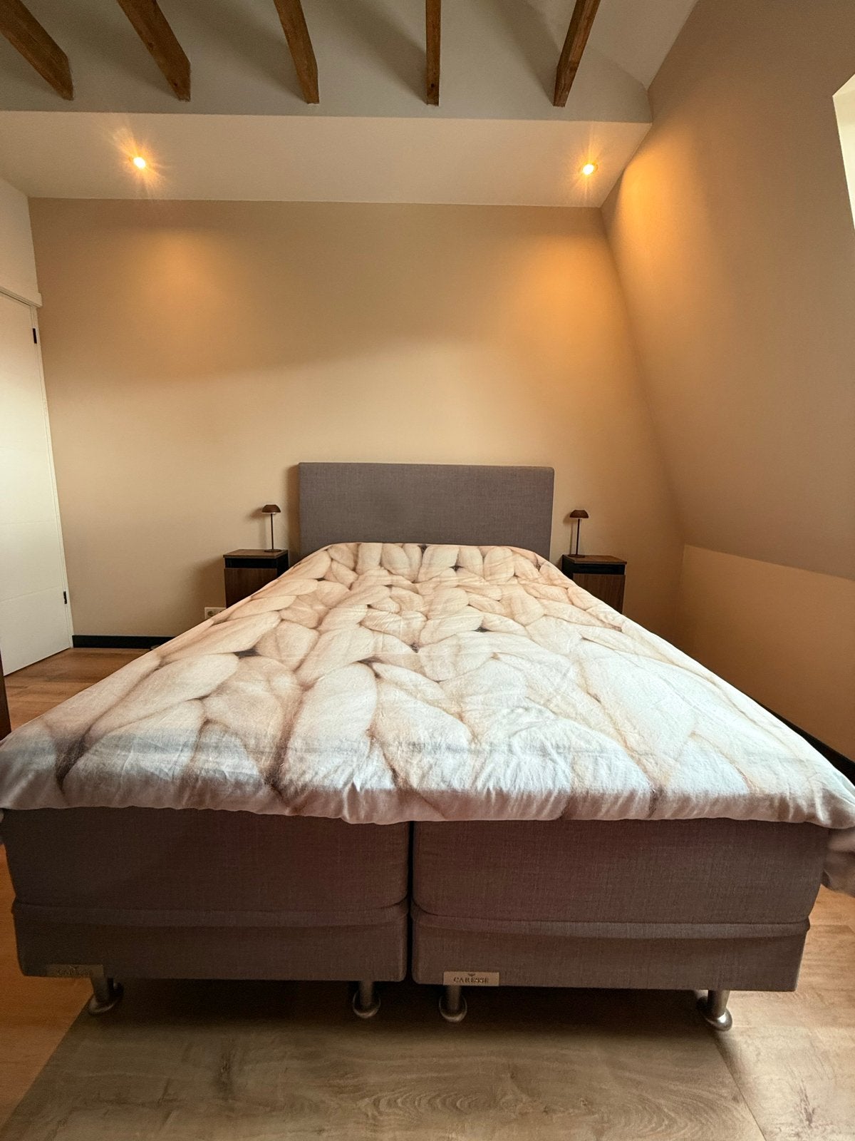Caresse Silver 4550 Boxspring 140x200, Tweepersoons, Zo goed als nieuw, 200 cm, 140 cm