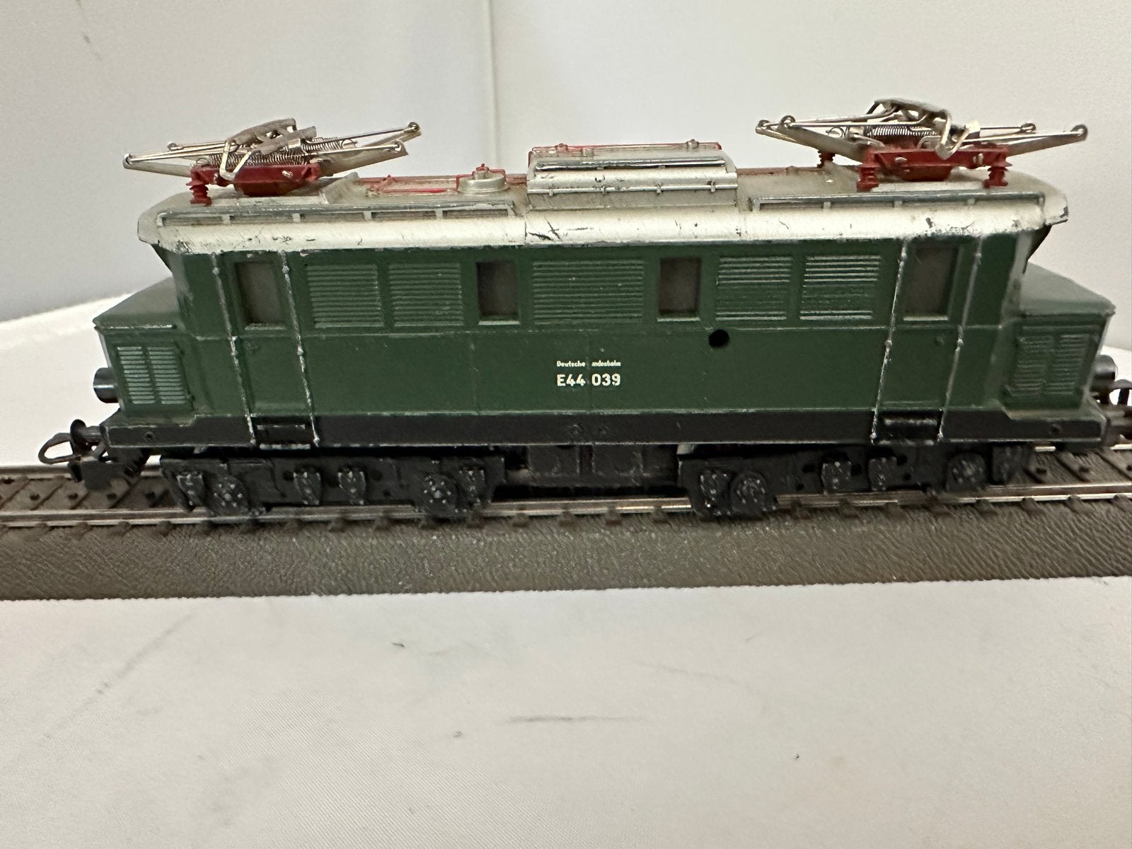 Marklin  3011 E44 039 Elektrische Locomotief, Wisselstroom, Gebruikt, Locomotief, Ophalen of Verzenden