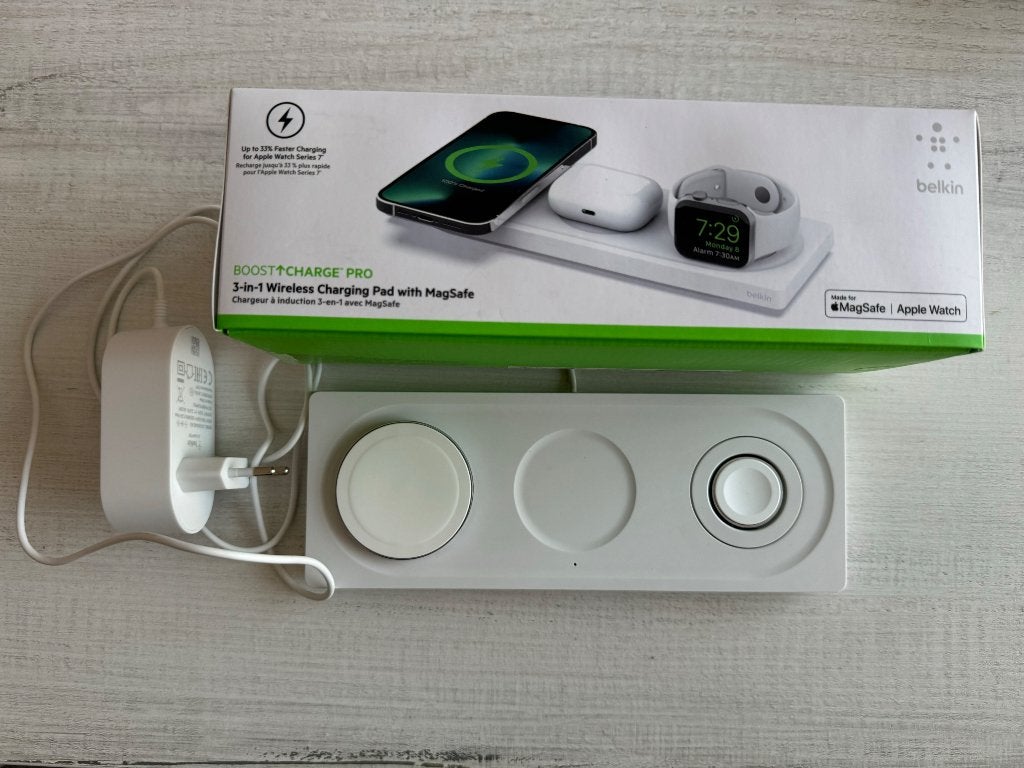Belkin Wireless Apple Charging Pad, Nieuw, Ophalen of Verzenden, Snellader, Apple