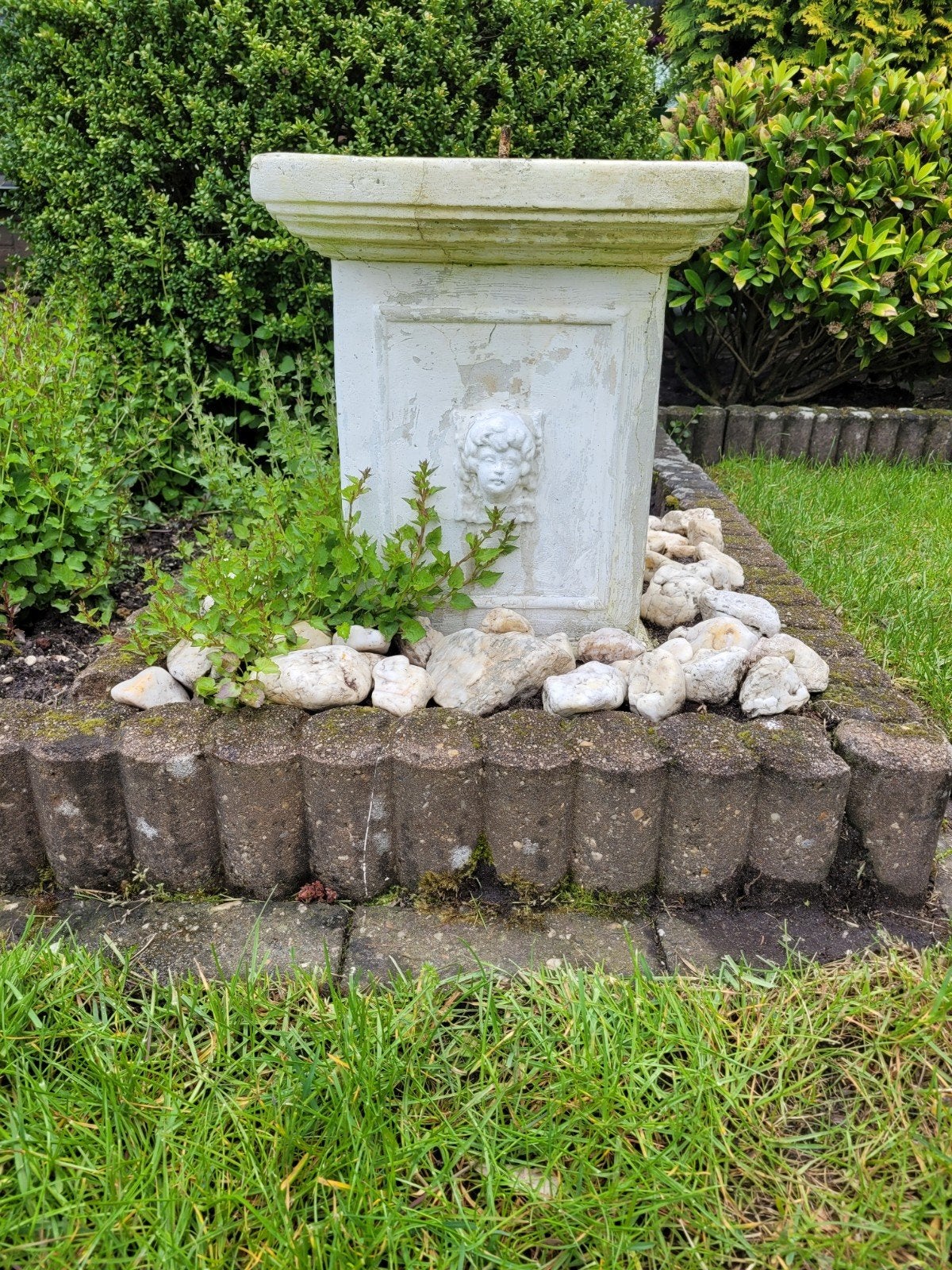 Witte zuil te koop met hoofdje erop, Ophalen, Gebruikt, Beton