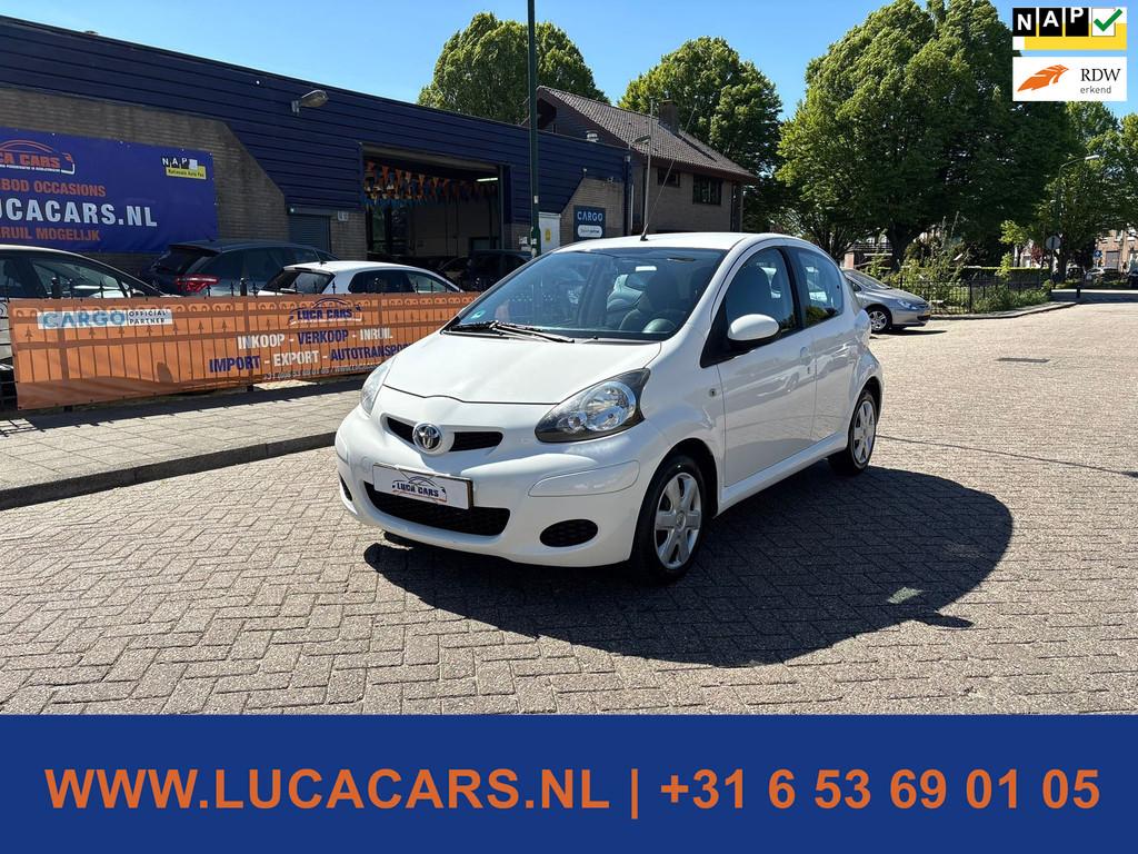 Toyota Aygo 1.0-12V Comfort AIRCO + NIEUWE APK!, Voorwielaandrijving, Gebruikt, 4 stoelen, Origineel Nederlands
