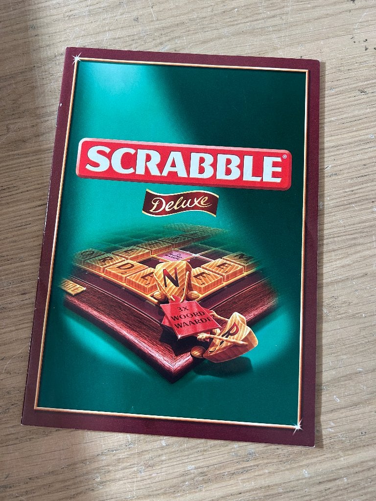 Scrabble Deluxe Bordspel | Houten Bord met Draaitafel, Hobby en Vrije tijd, Gezelschapsspellen | Bordspellen, Ophalen of Verzenden