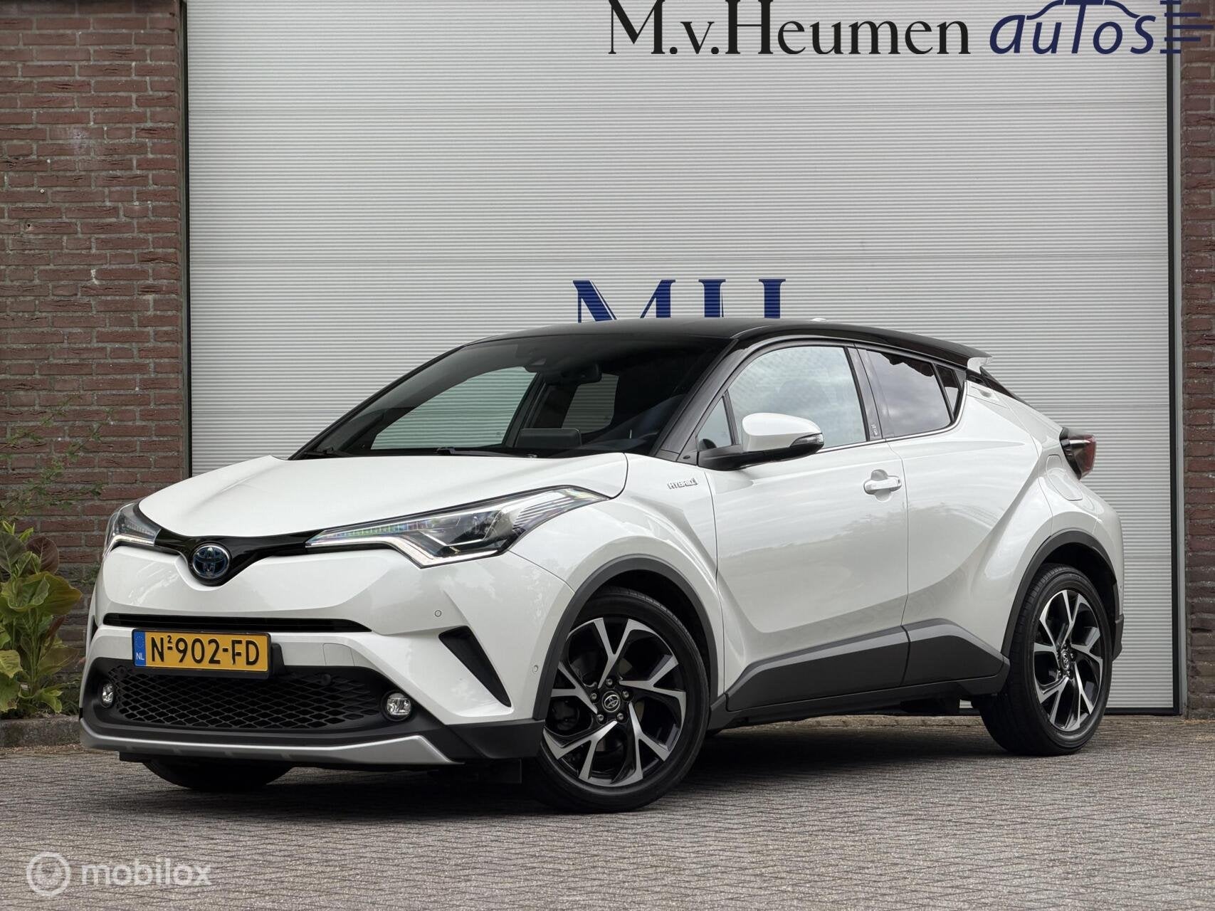 Toyota C-HR 1.8 Hybrid Executive Ultimate CarPlay Stoel/Stuu, Dealer onderhouden, Stof, 4 cilinders, Hybride Elektrisch/Benzine