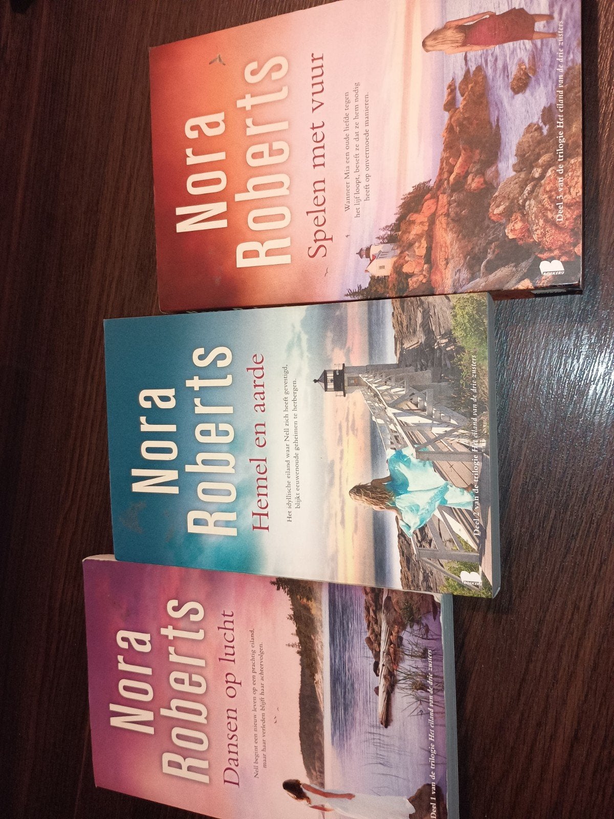 Nora Roberts boeken, Ophalen of Verzenden, Zo goed als nieuw, Nora Roberts