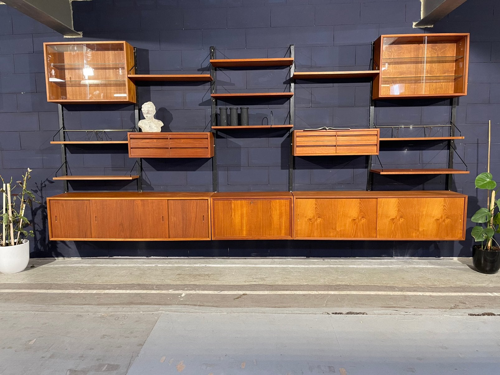 Poul Cadovius by Royal System vintage modulair wandsysteem, Huis en Inrichting, Kasten | Wandmeubels, Gebruikt, 200 cm of meer