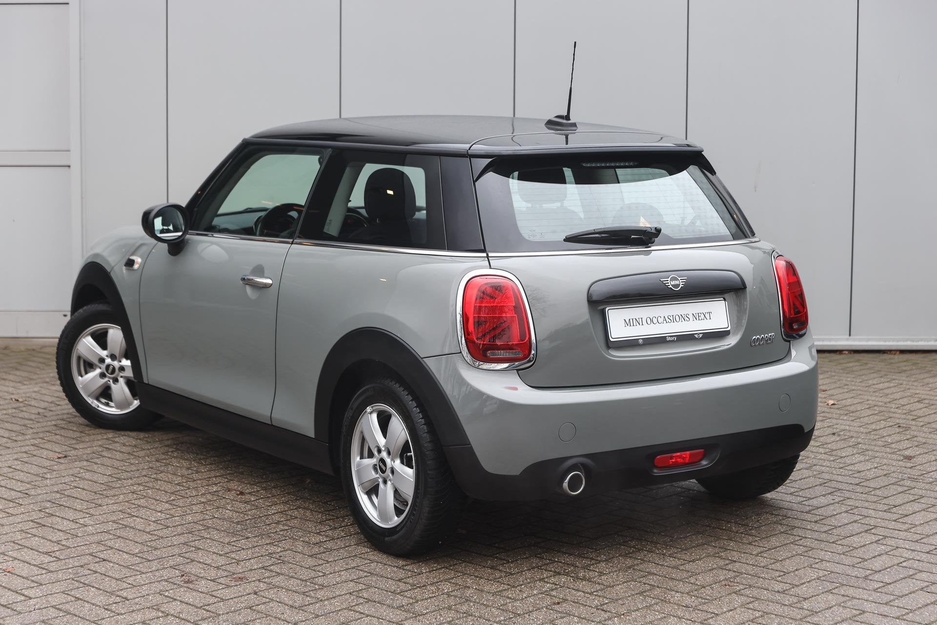 MINI Hatchback Cooper Salt / LED / Airconditioning / Cruise, Auto's, Mini, 12 maanden, Gebruikt, 4 stoelen, 49 €/maand