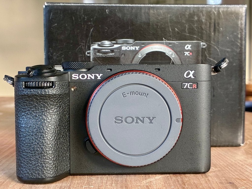 Sony Alpha 7C R / Sony A7CR - Zo goed als nieuw - 2100 euro, Draagriem, Beeldstabilisatie, Ophalen of Verzenden, Sony