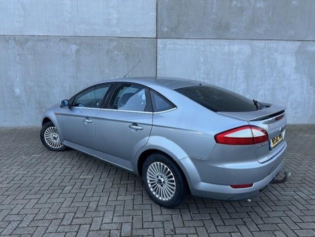 Ford Mondeo 2.0-16V Titanium (bj 2008), Auto's, Gebruikt, Origineel Nederlands, Handgeschakeld, Automatische klimaatregeling