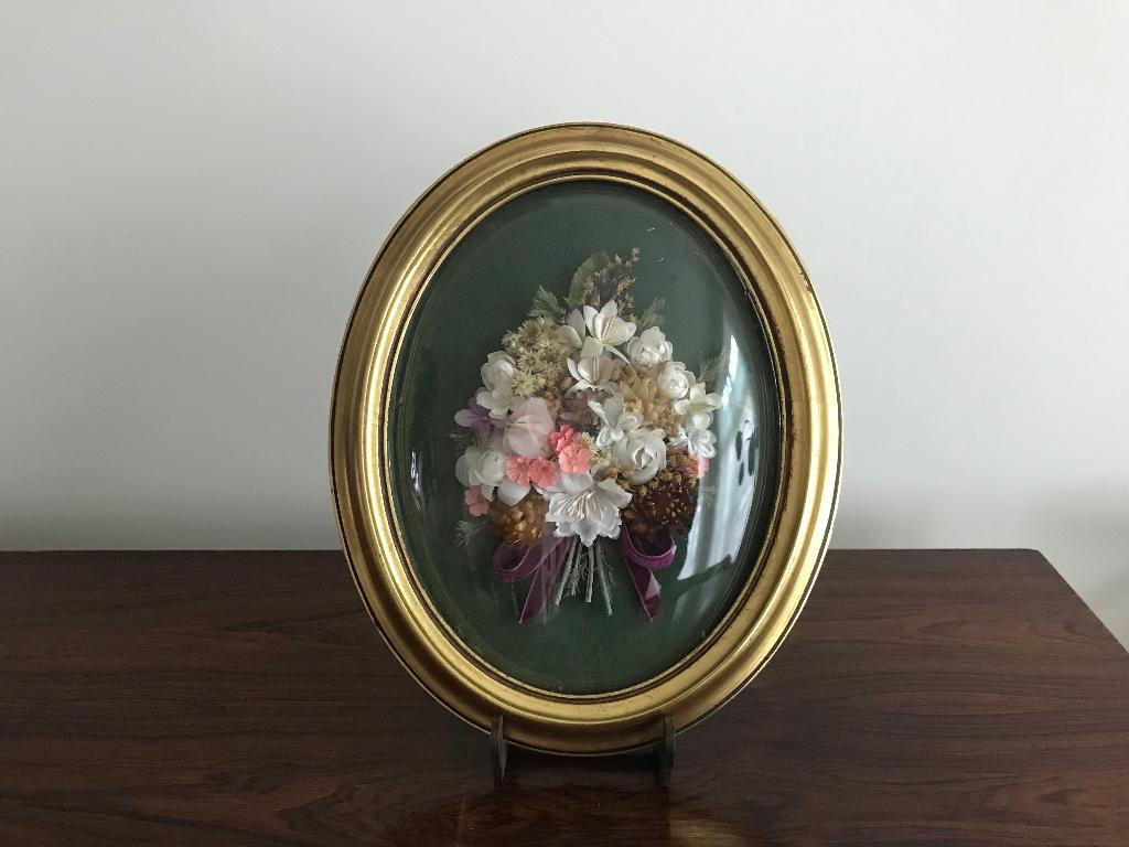 Lijst kader ovaal goudkleurig bloemen achter bol glas, Antiek en Kunst, Curiosa en Brocante, Ophalen of Verzenden
