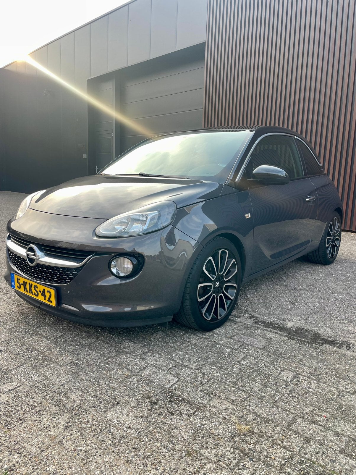 Opel - ADAM 1.2 Glam, Voorwielaandrijving, Euro 5, 4 cilinders, 1229 cc