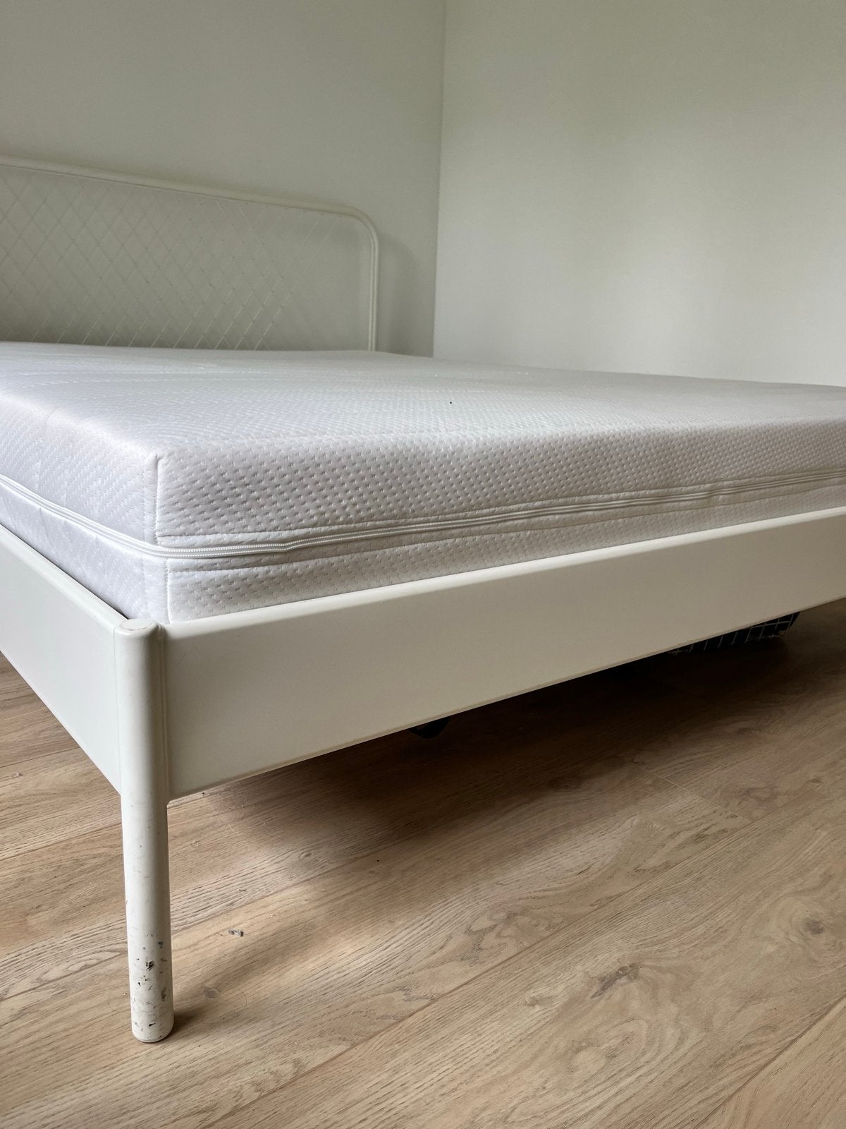 Foto 5 van Tweepersoonsbed 160x200 inclusief matras