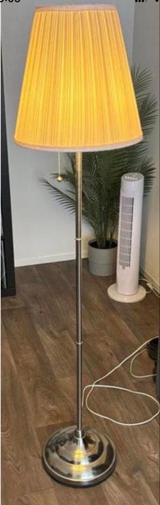 Ikea Astrid staande lamp, Ophalen, Zo goed als nieuw, Metaal, 150 tot 200 cm