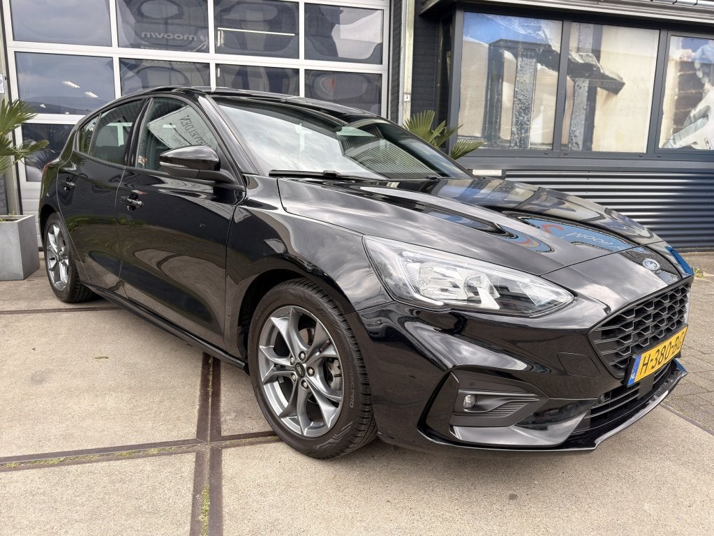 Ford Focus 1.5 EcoB. ST-Line Automaat Carplay DAB+! Inruil m, Auto's, Stof, Gebruikt, Zwart, Origineel Nederlands