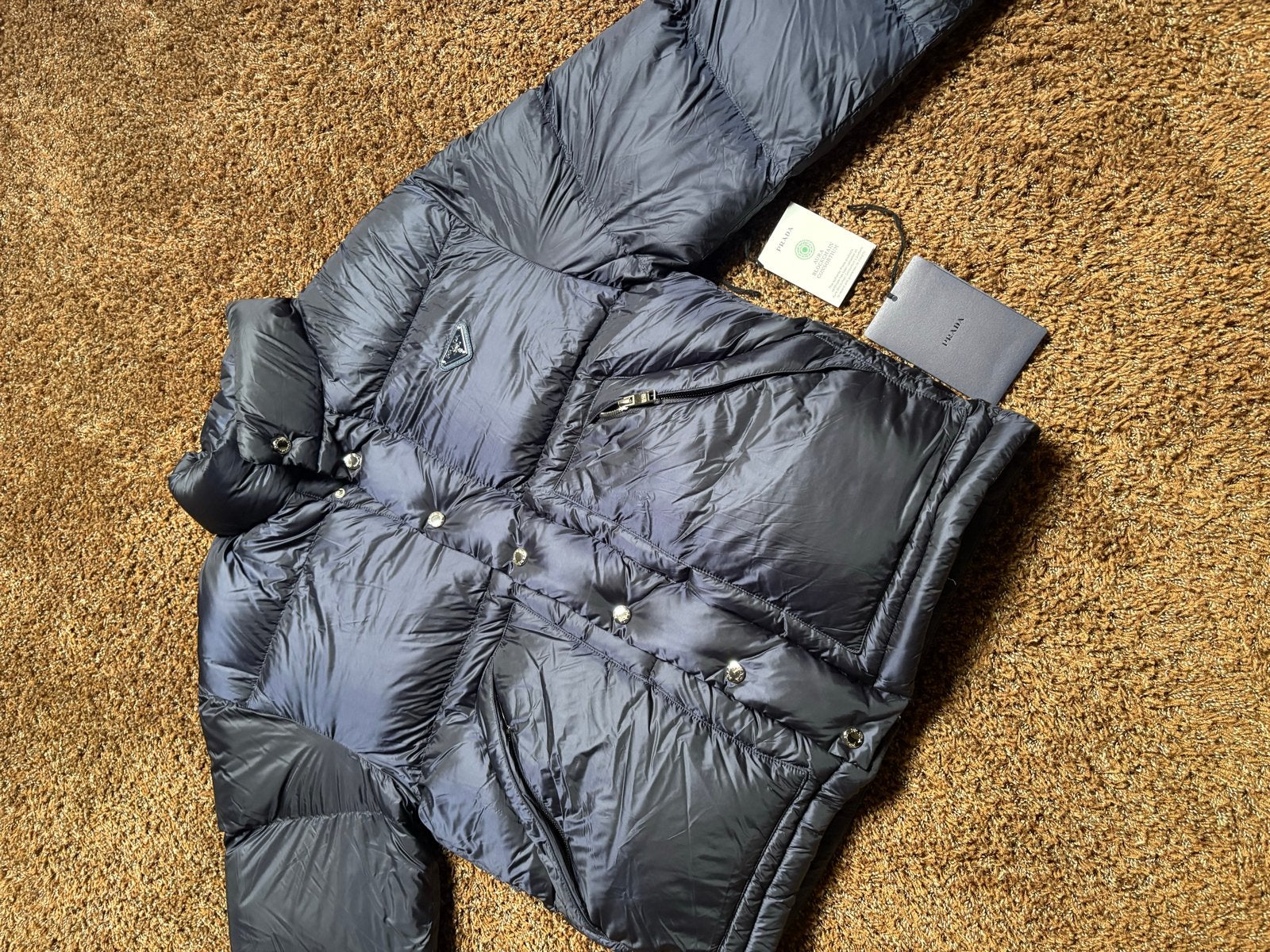 Prada Re-Nylon Donsjack - Nieuw met labels, Ophalen of Verzenden, Nieuw, Maat 48/50 (M), Blauw