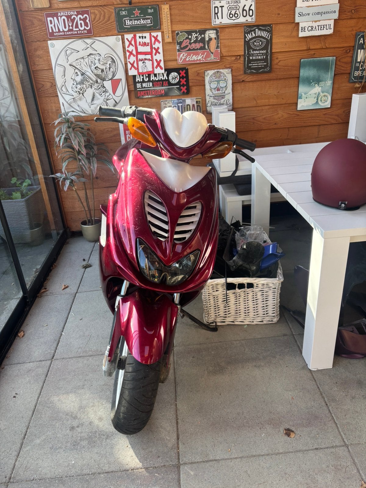 Aerox met werk, Fietsen en Brommers, Ophalen, Zo goed als nieuw, Aerox