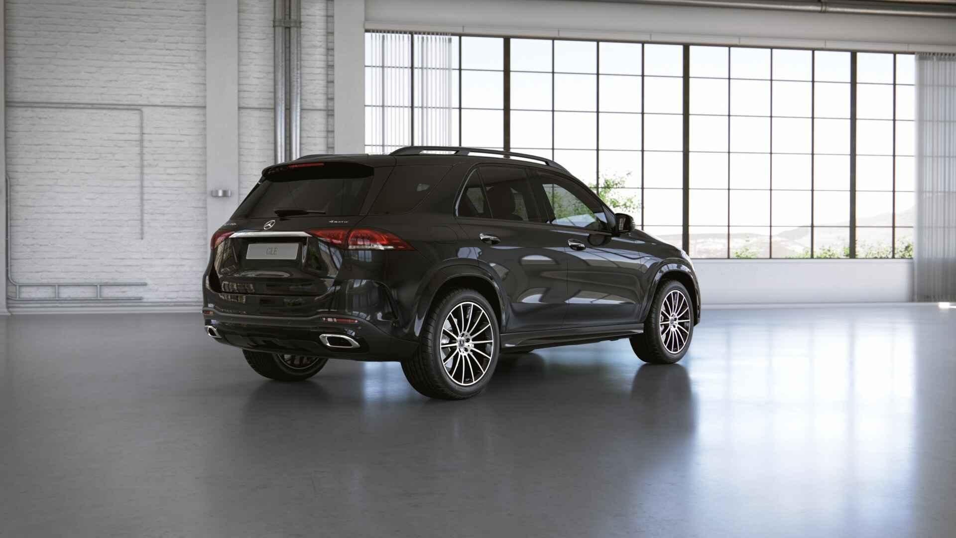 Mercedes-Benz GLE-klasse 350 e 4MATIC Premium Plus | Panoram, Auto's, Dealer onderhouden, Automatische klimaatregeling, Gebruikt