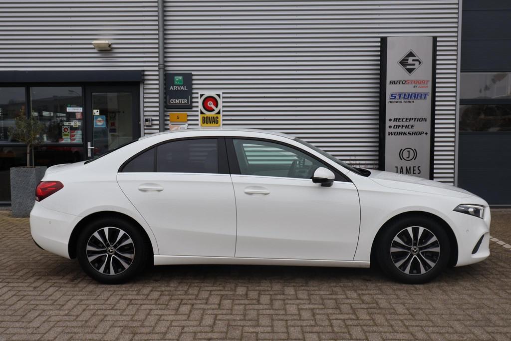 Mercedes-Benz A-klasse 200 Business Solution 1e Eigenaar | V, Stof, Gebruikt, Euro 6, 4 cilinders