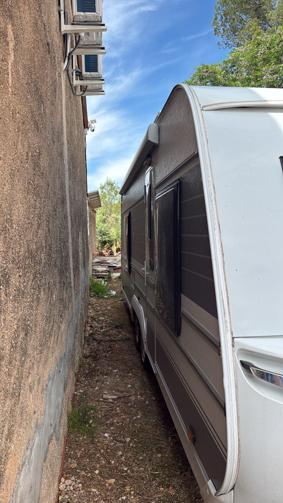 Tabbert Bellini 2014 met airco en nieuwe banden, Vast bed, Rondzit, Tabbert, Airco