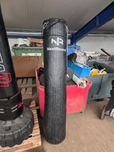 Foto 4 van NextRound Smart bokszak (180 cm) + Inventus staande bokspaal