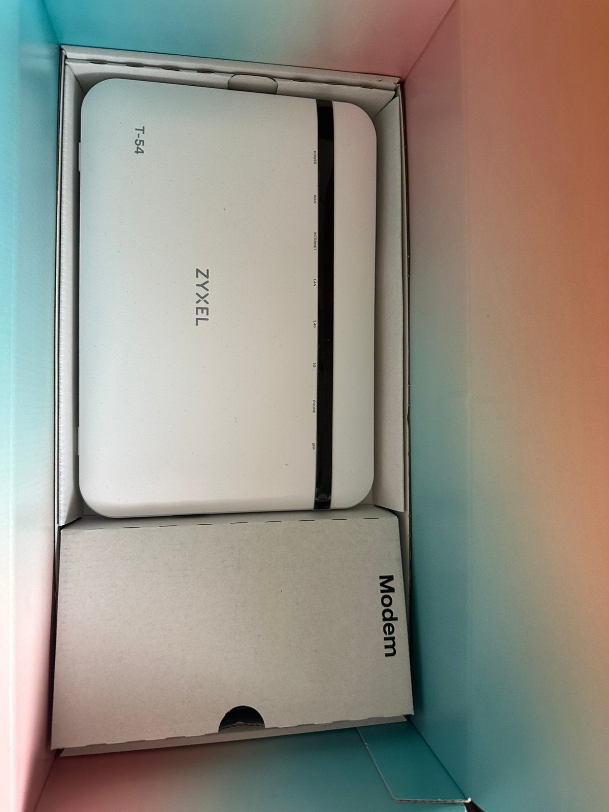 Nieuw zyxel wifi modem, Ophalen, Zo goed als nieuw