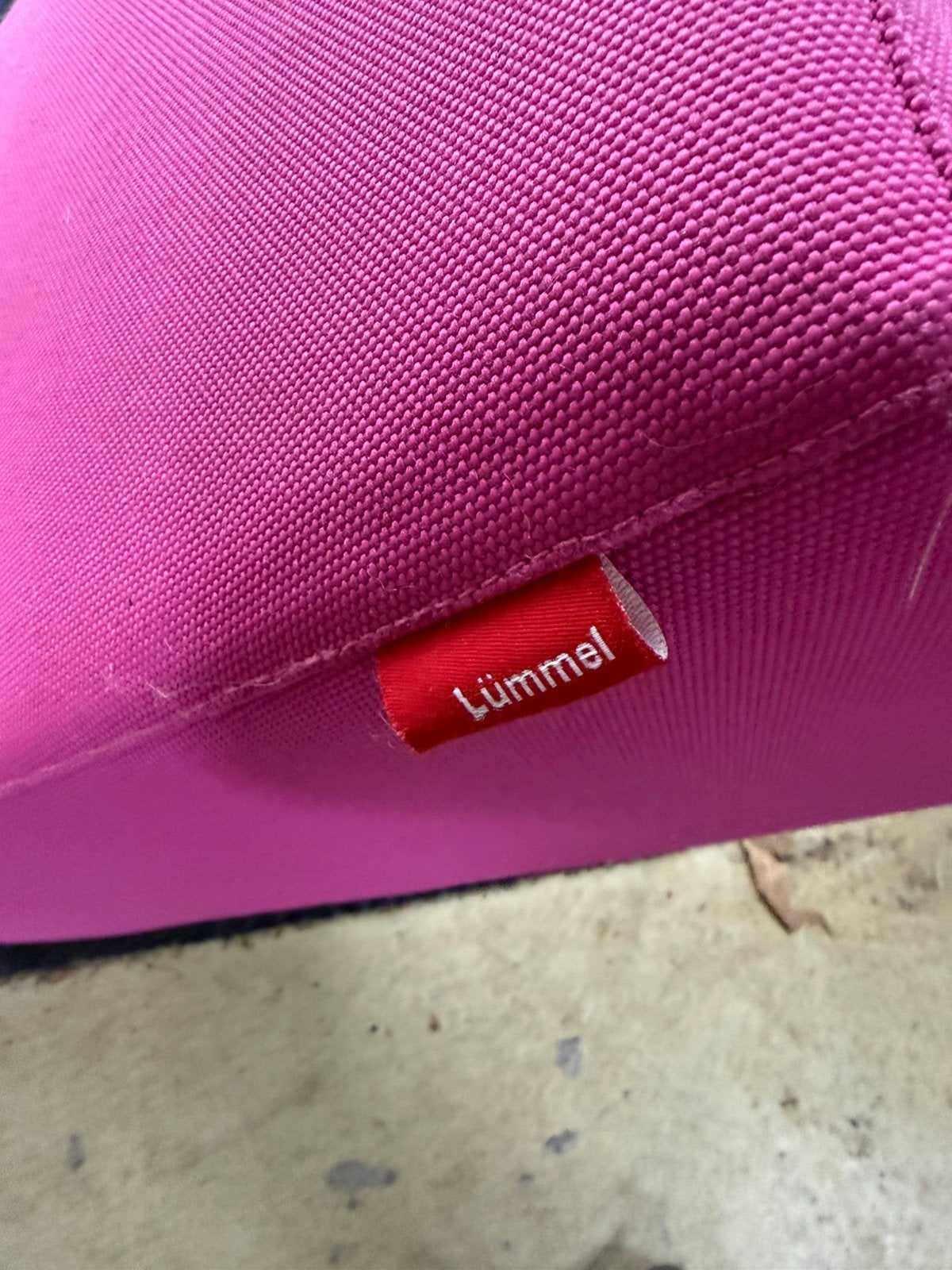 Lümmel bijzet stoeltje. Speels handig, Ophalen, Zo goed als nieuw, Eén