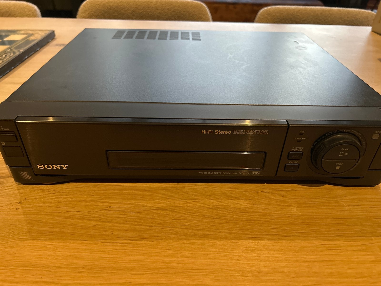 Sony SLV-E7 Hi-Fi Stereo VHS Videorecorder, Audio, Tv en Foto, Videospelers, Ophalen, Gebruikt, VHS-speler of -recorder