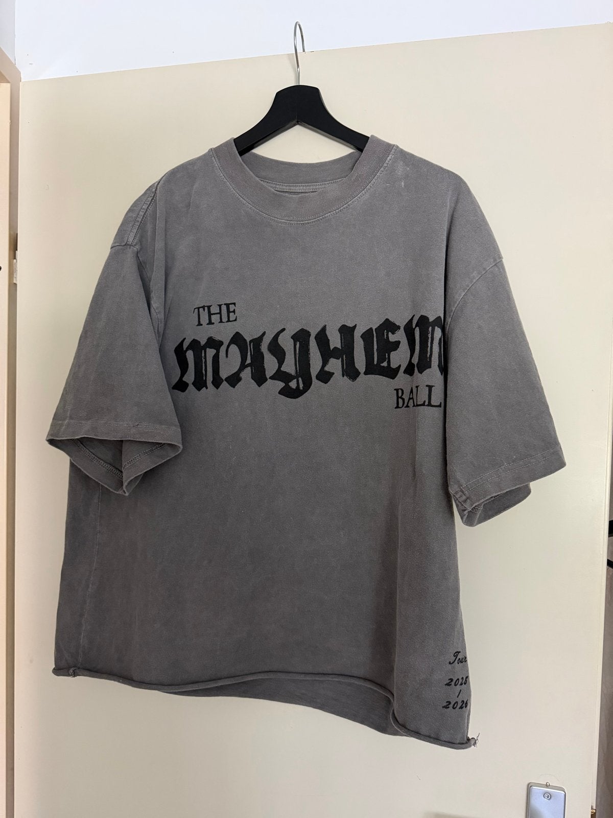 Lady Gaga The Mayhem Ball T-shirt Maat L, Maat 42/44 (L), Nieuw, Ophalen of Verzenden, Korte mouw